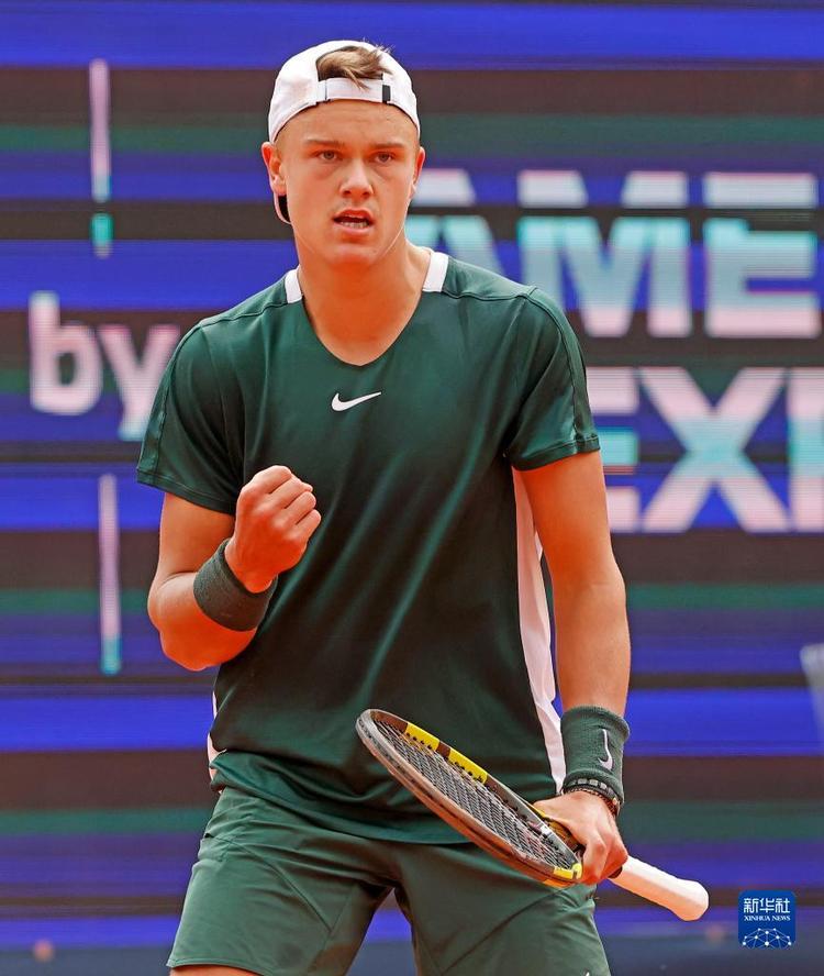 南野拓实在 南野拓实在