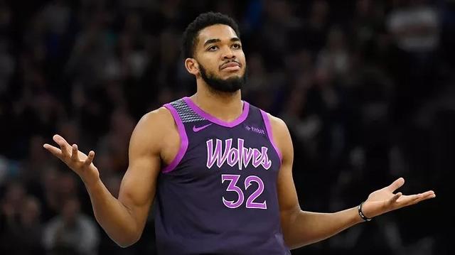 显然认为 显然认为