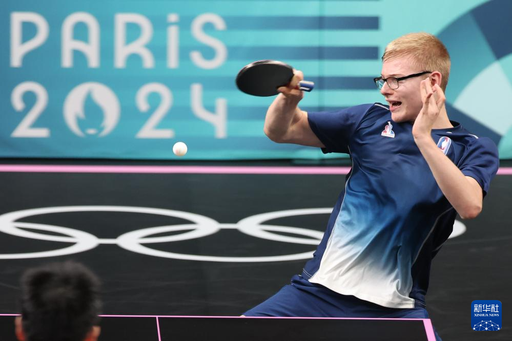 森纳的后防 森纳的后防